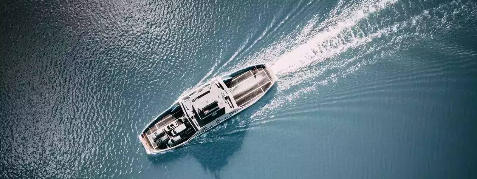 Sri Lankan stowaways discovered while passing Suez